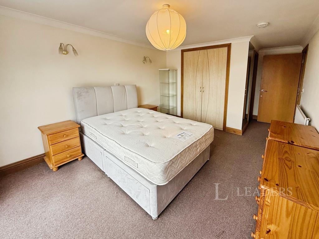 Main bedroom