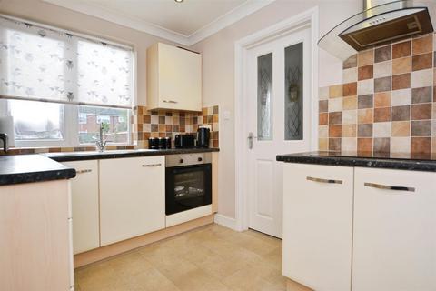 2 bedroom semi-detached house for sale, Lunns Crescent, Barton-Upon-Humber