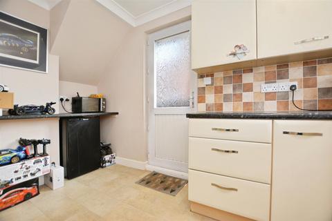 2 bedroom semi-detached house for sale, Lunns Crescent, Barton-Upon-Humber