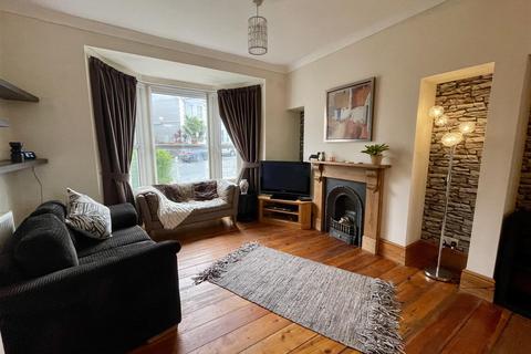 3 bedroom end of terrace house for sale, Glenalla Road, Llanelli