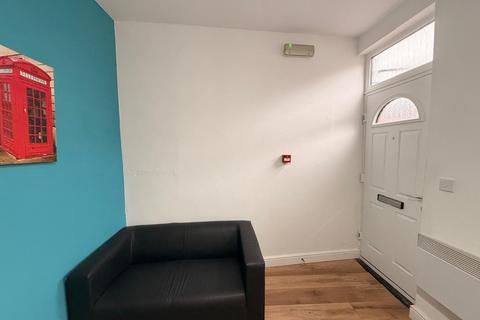 undefined, Bayswater Place, Leeds LS8