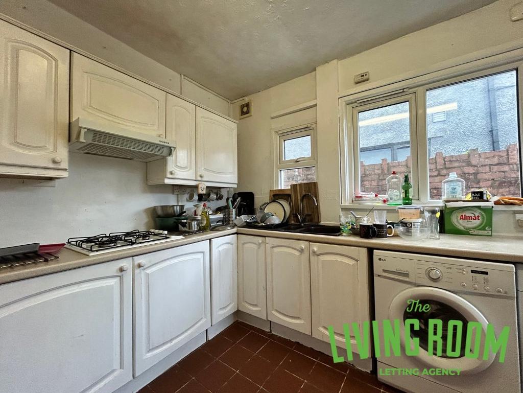 Kitchen 3