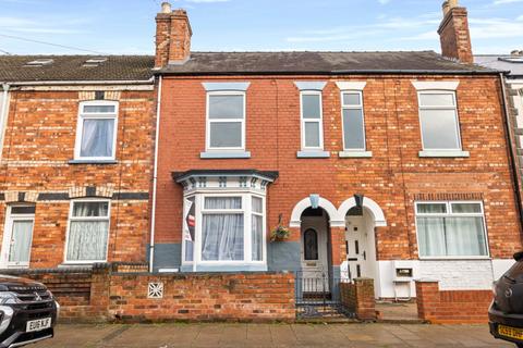 3 bedroom terraced house for sale, Gordon Street, Gainsborough, Lincolnshire, DN21