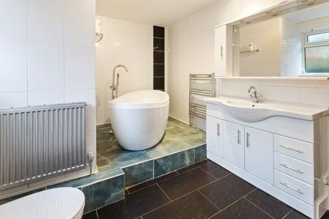 3 bedroom terraced house for sale, Gordon Street, Gainsborough, Lincolnshire, DN21