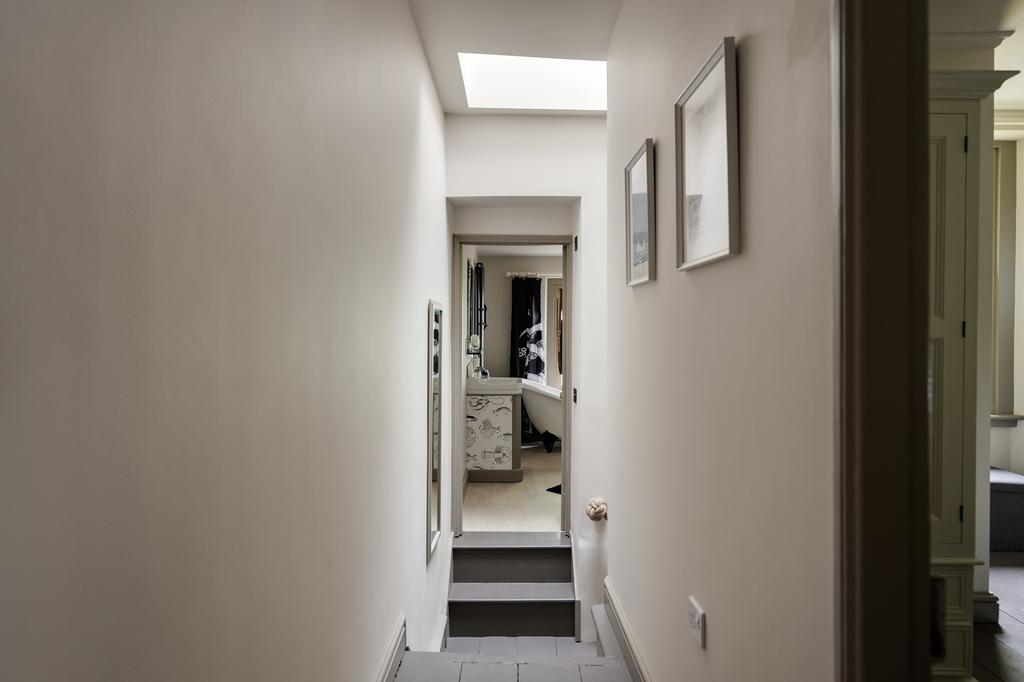 Hallway ()