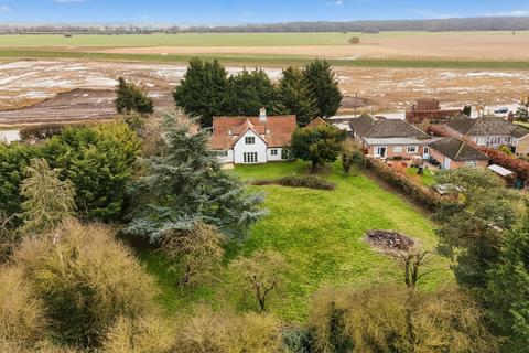 4 bedroom detached house for sale, Ipswich Road, Long Stratton, Norwich