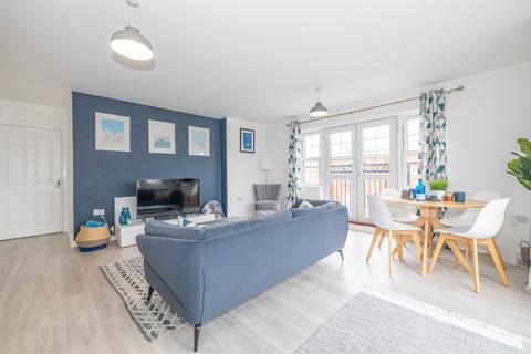 2 bedroom flat for sale, George Roche Road, Canterbury, CT1