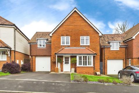 undefined, Roman Lane, Horsham RH13