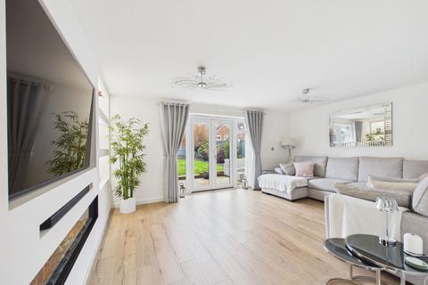 undefined, Roman Lane, Horsham RH13