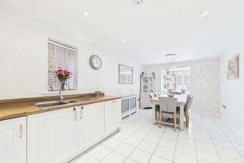 undefined, Roman Lane, Horsham RH13