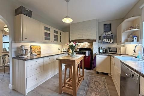 3 bedroom terraced house for sale, Glen View, Bentlawnt, Minsterley