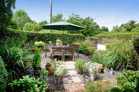 2 bedroom semi-detached house for sale, Laddingford, Maidstone, Kent