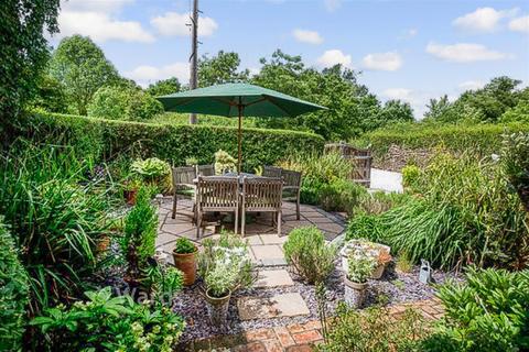 undefined, Laddingford, Maidstone, Kent
