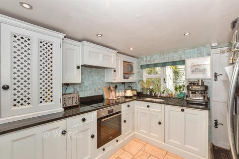 2 bedroom semi-detached house for sale, Laddingford, Maidstone, Kent
