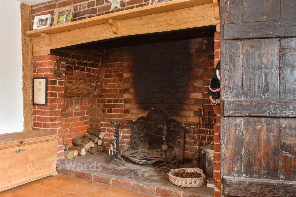 Internal Feature
