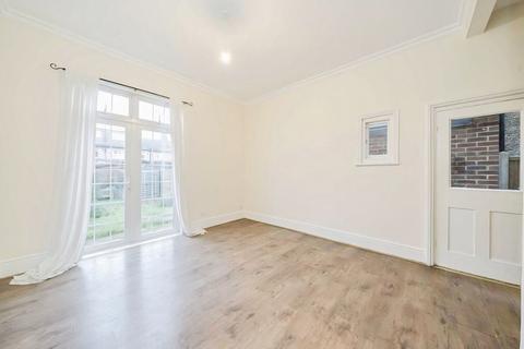 undefined, Holly Park Road, London, W7