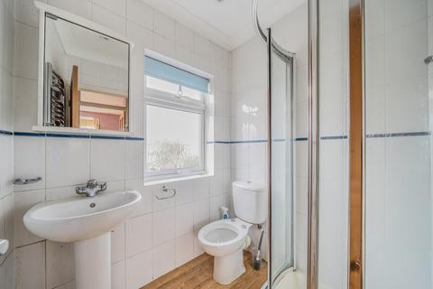undefined, Linley Crescent, Romford RM7