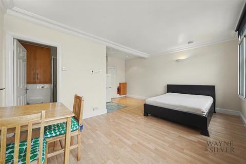 Studio to rent, Surrendale Place, Maida Vale, London, W9