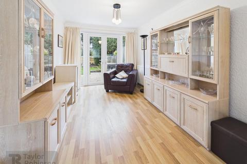 undefined, Old Manor Close, Ifield, Crawley