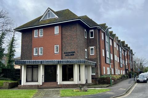 2 bedroom flat for sale, Harlands Road, Haywards Heath, RH16