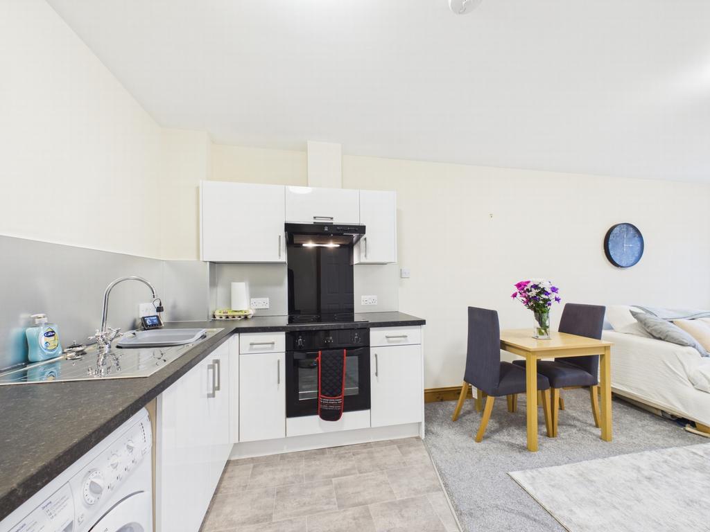 Kitchen 3