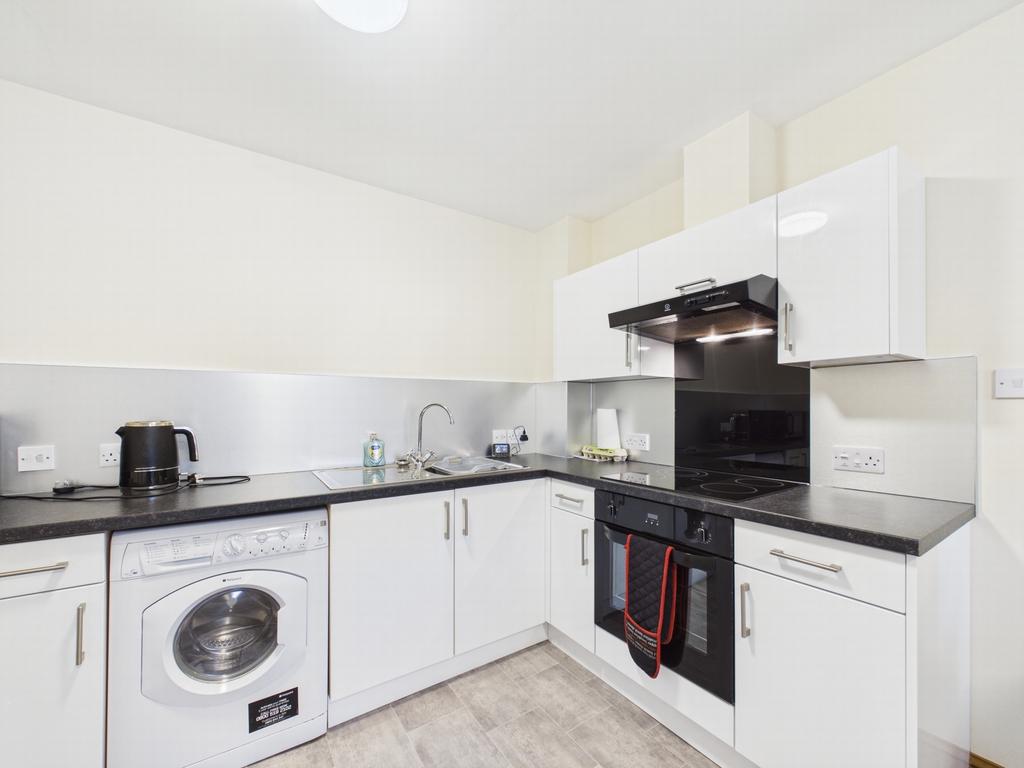 Kitchen 2