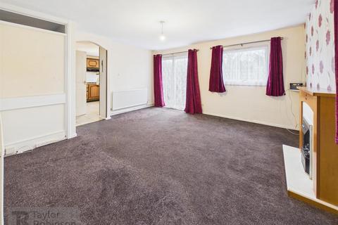 3 bedroom end of terrace house for sale, Talman Close, Ifield, Crawley
