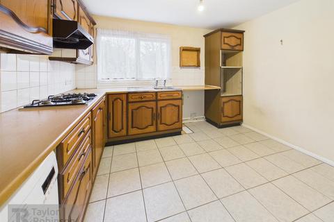 3 bedroom end of terrace house for sale, Talman Close, Ifield, Crawley