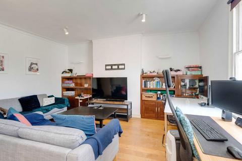 1 bedroom flat for sale, Godolphin Road, London W12