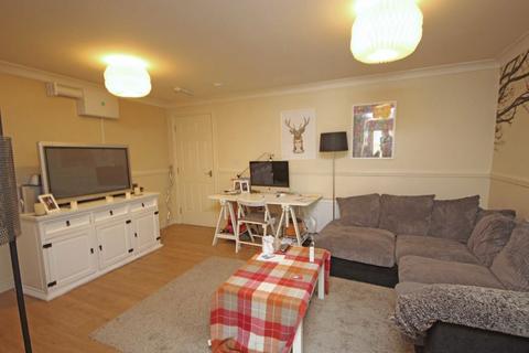 undefined, Kew Bridge Road, Brentford TW8
