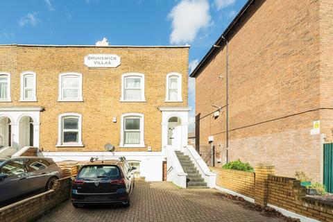 1 bedroom flat to rent, Kew Bridge Road, Brentford TW8