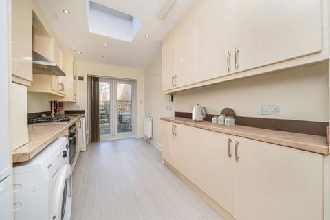 1 bedroom flat to rent, Kew Bridge Road, Brentford TW8