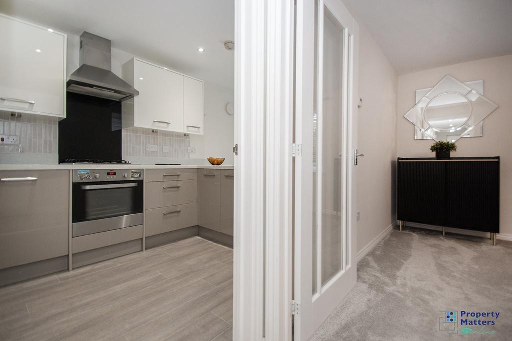 Kitchne/Lounge