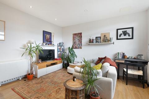 2 bedroom apartment for sale, Denmark Road, London, SE5
