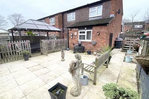 3 bedroom end of terrace house for sale, Juniper Drive, Trench, Telford, Shropshire, TF2