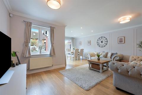 undefined, Priddy Place, Redhill RH1