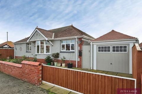 3 bedroom detached bungalow for sale, 12 Bryn Avenue, Rhyl, LL18 4BG