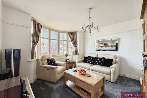 3 bedroom detached bungalow for sale, 12 Bryn Avenue, Rhyl, LL18 4BG