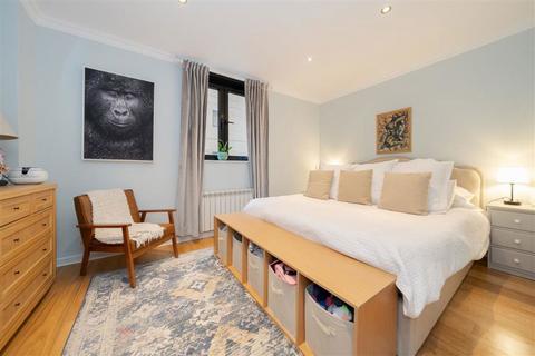 2 bedroom flat to rent, Cromwell Road, London SW7
