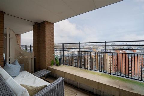 2 bedroom flat to rent, Cromwell Road, London SW7