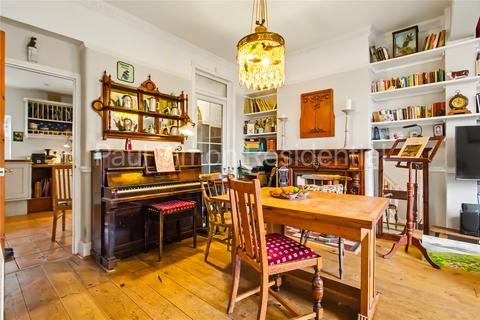 4 bedroom end of terrace house for sale, Commonwealth Road, Tottenham, London, N17