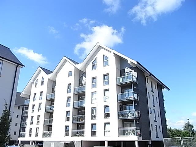 3 Neptune Apartments Outside.JPG