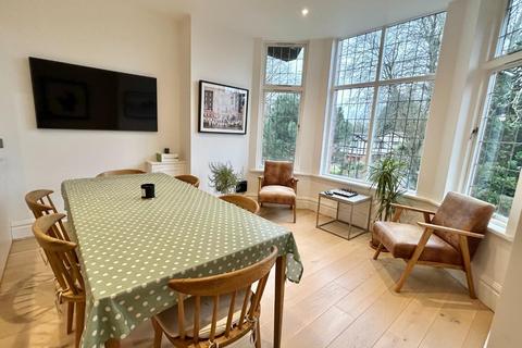 2 bedroom flat for sale, Elm Road, Didsbury