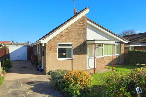3 bedroom detached bungalow for sale, Firs Avenue, Ormesby