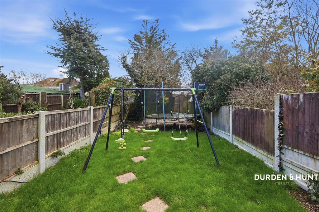 Lympstone Close