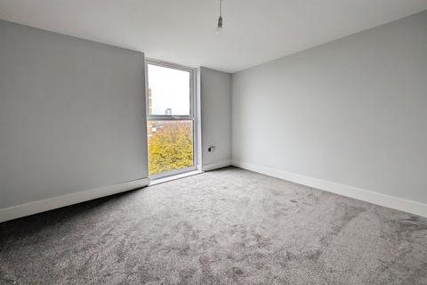 1 bedroom flat to rent, Canal Walk, Southampton SO14