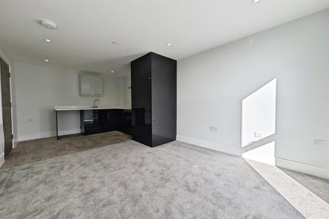 1 bedroom flat to rent, Canal Walk, Southampton SO14