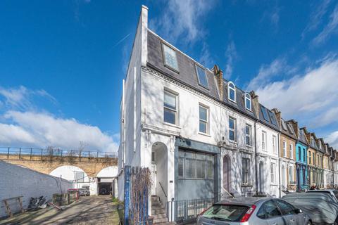 2 bedroom flat for sale, Coldharbour Lane, Brixton, London, SW9