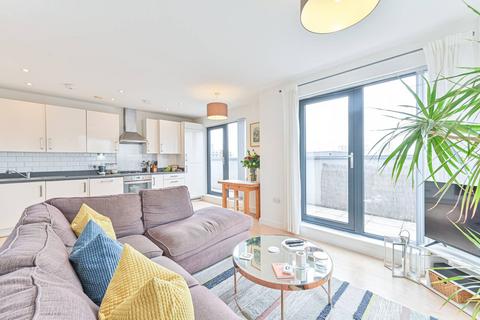 2 bedroom flat for sale, Brixton Road, Oval, London, SW9