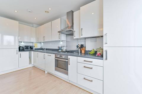 2 bedroom flat for sale, Brixton Road, Oval, London, SW9